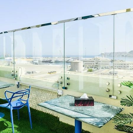 Marina Hotel Mutrah Eksteriør billede